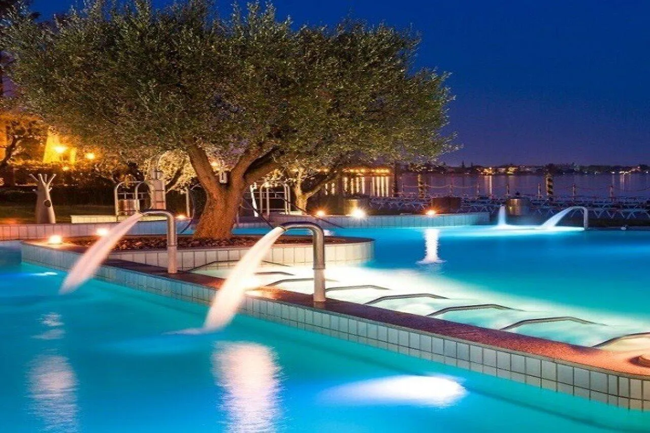 קאבאיון ורונסה Borgo Romantico Green Relais איטליה