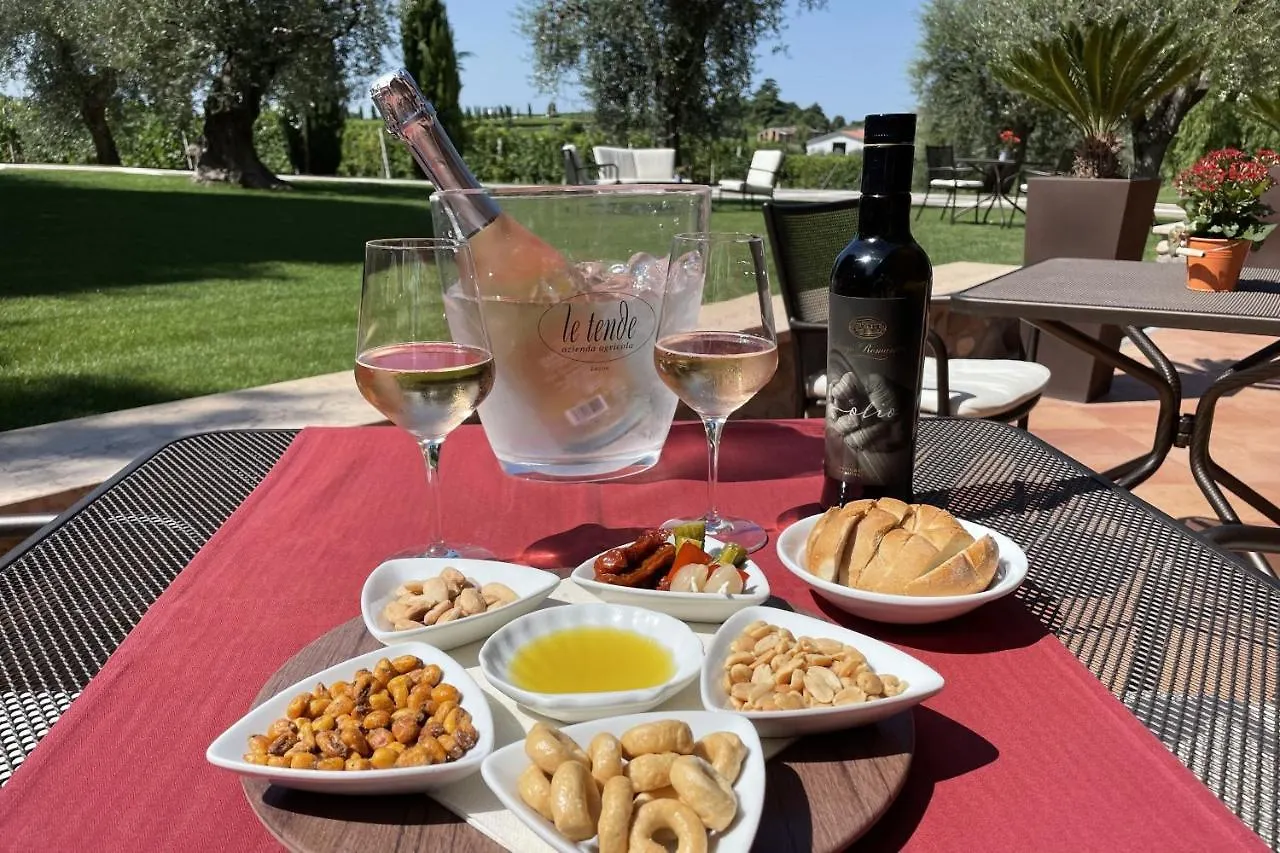 קאבאיון ורונסה Borgo Romantico Green Relais